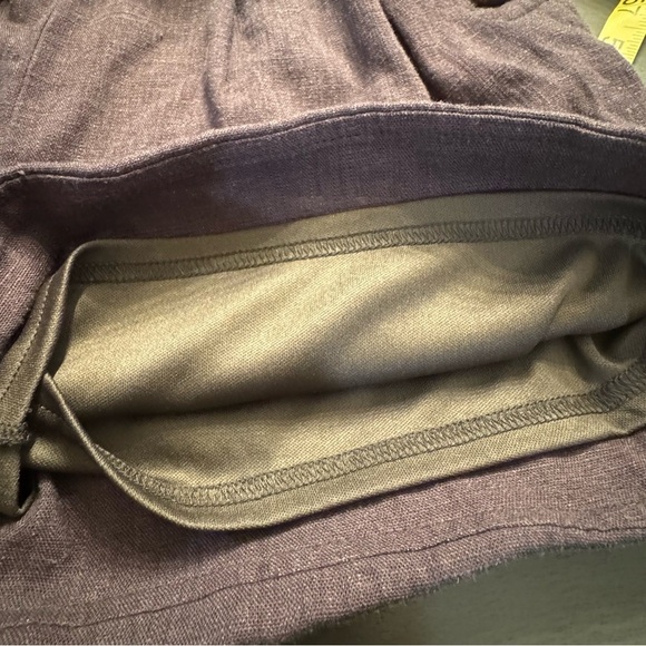 2Bella dark gray dress shorts with belted waist band, side button closure, S. - Picture 10 of 12